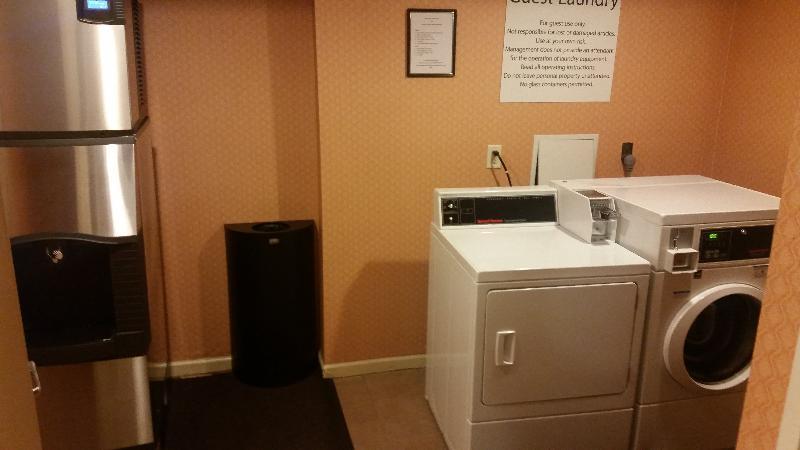 Express Harrisburg Sw - Mechanicsburg, An Ihg 3*